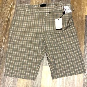 Paul Smith Black Label-Bermuda Plaid Short size 4 (42 Italian) NWT